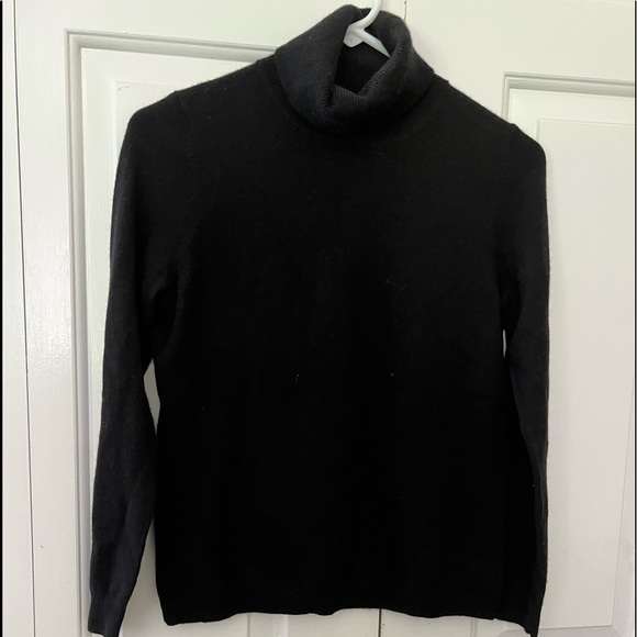 Pure Cashmere Turtle Neck - Picture 1 of 3